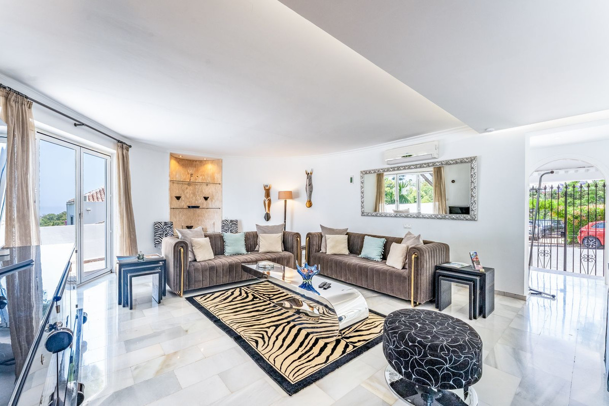 Huis te koop in Calahonda | 4 slaapkamers H5052349