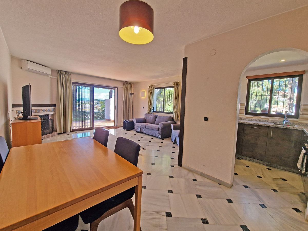 Semi-Vrijstaande Villa in Calahonda-14