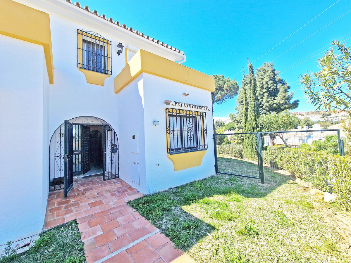 Semi-Vrijstaande Villa in Calahonda-3