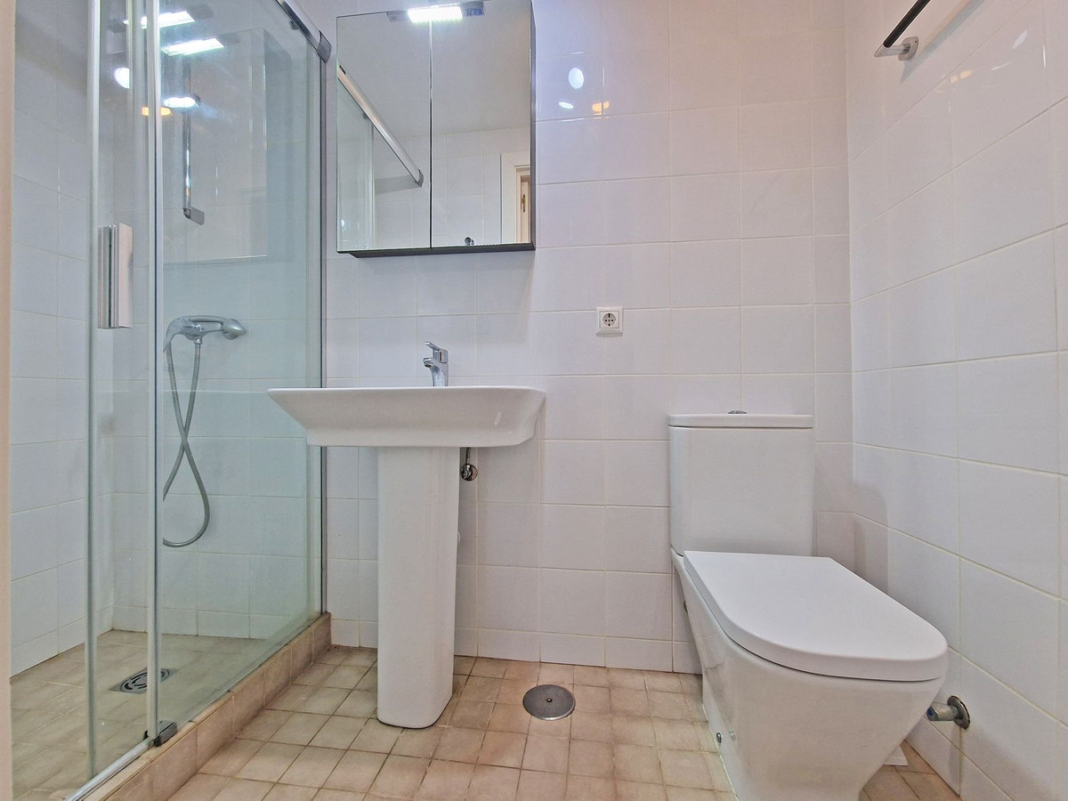 Semi-Vrijstaande Villa in Calahonda-35