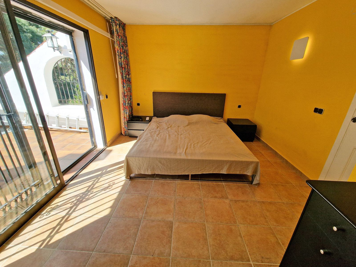 Semi-Vrijstaande Villa in Calahonda-48