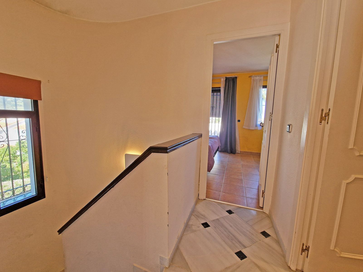 Semi-Vrijstaande Villa in Calahonda-55