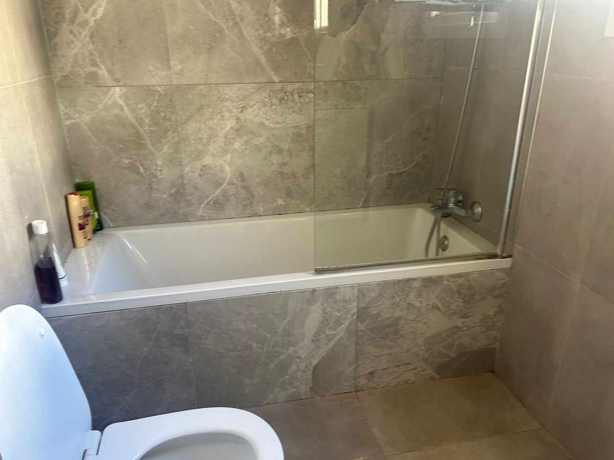 Huis te koop in Calahonda | 4 slaapkamers H5059090