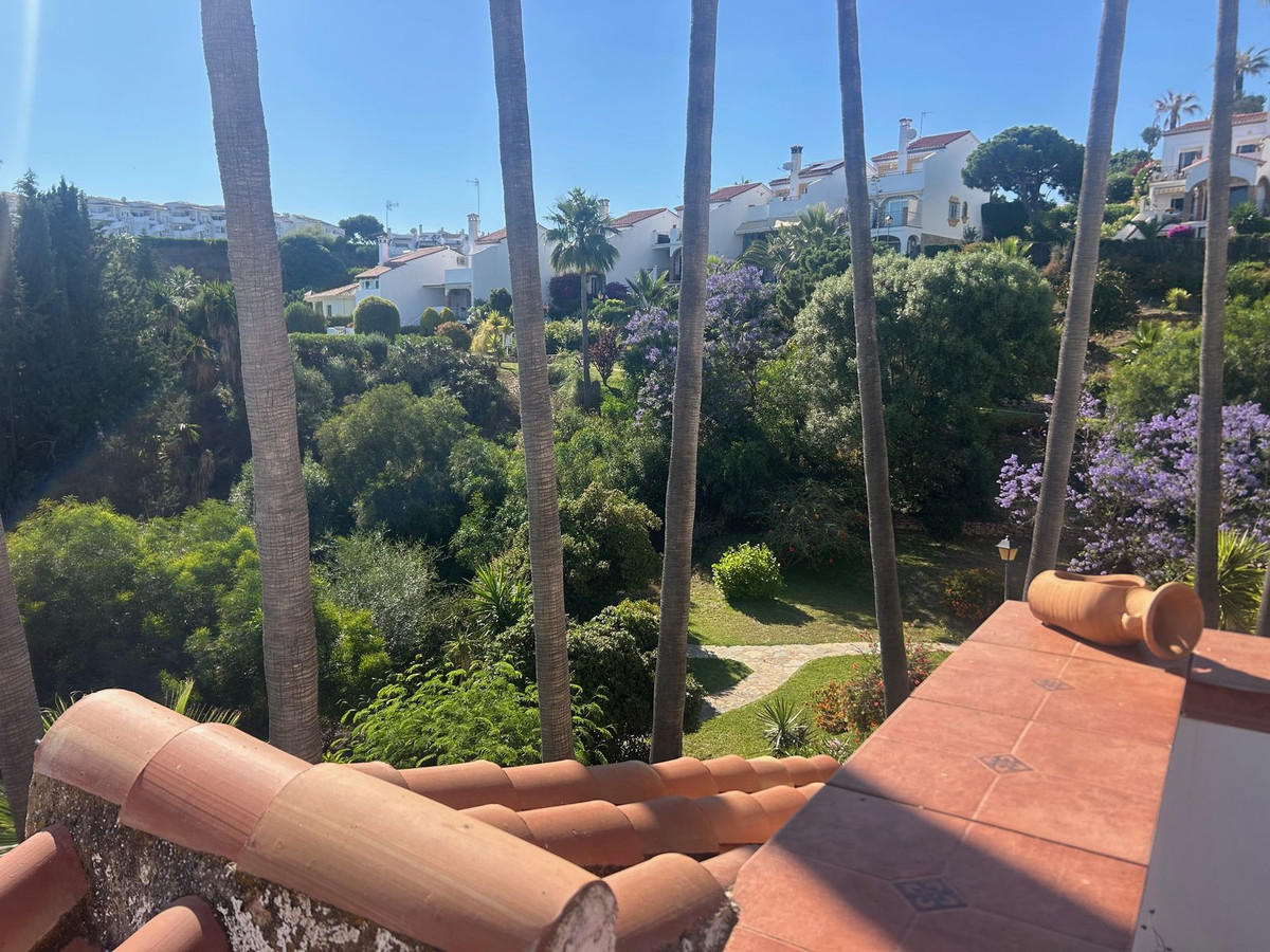 Huis te koop in Calahonda | 4 slaapkamers H5059090