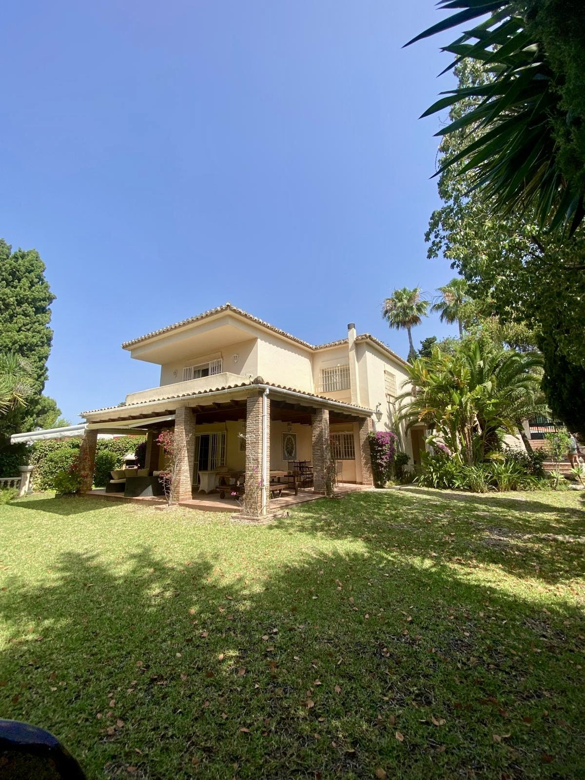 Property main view 60