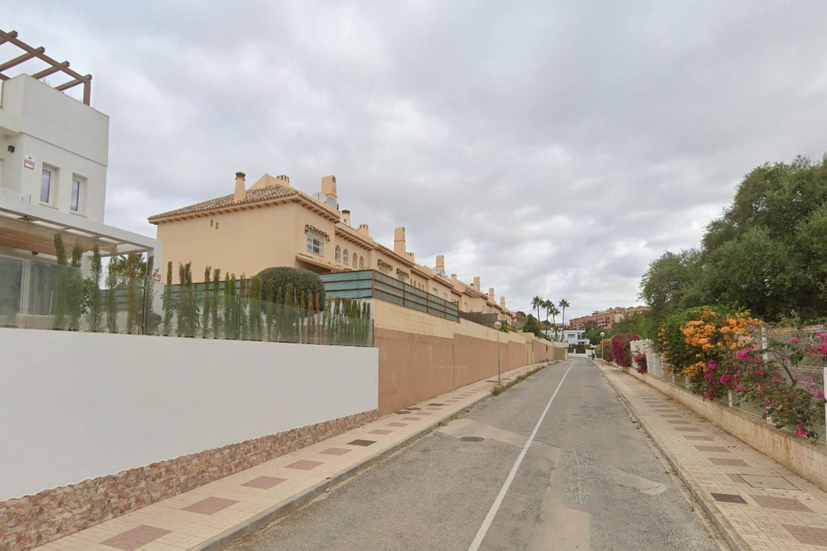 Huis te koop in Calahonda | 3 slaapkamers H5104705
