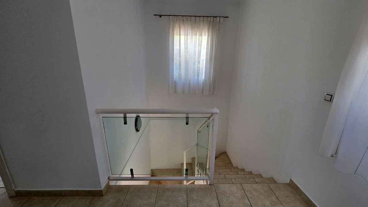 Property main view 40