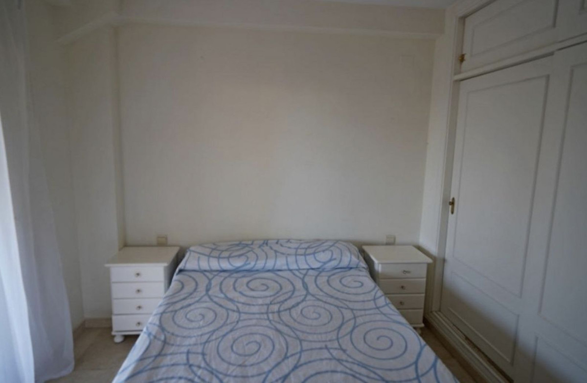 Appartement te koop in Calahonda | 1 slaapkamers H5134444