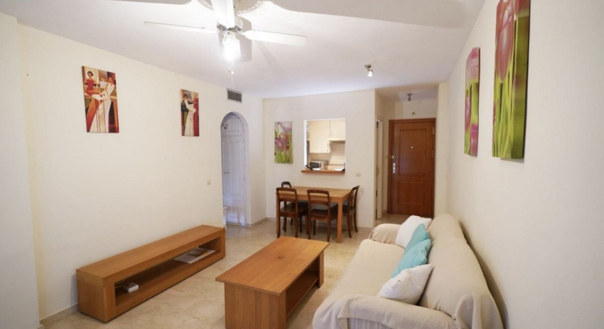 Appartement te koop in Calahonda | 1 slaapkamers H5134444