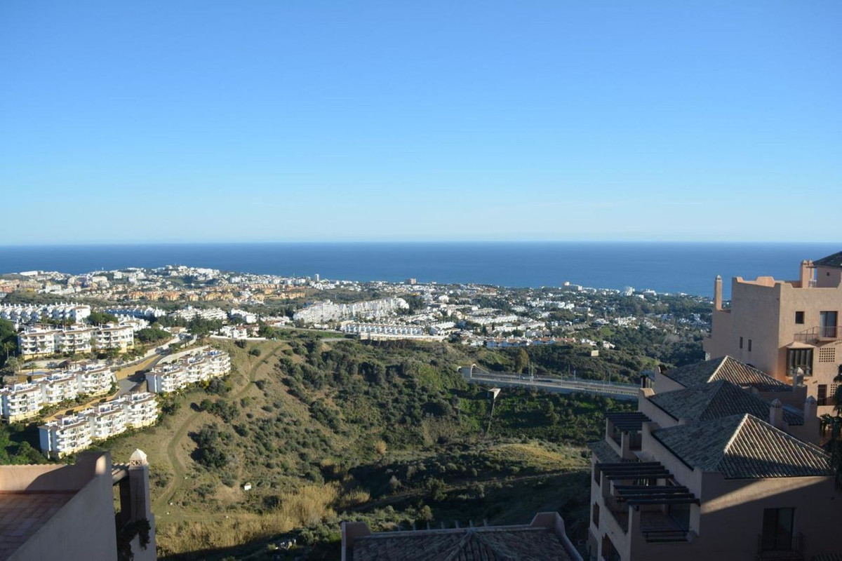 Appartement te koop in Calahonda | 2 slaapkamers H5141524