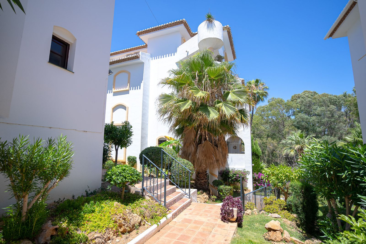 Appartement te koop in Calahonda | 2 slaapkamers H5145898