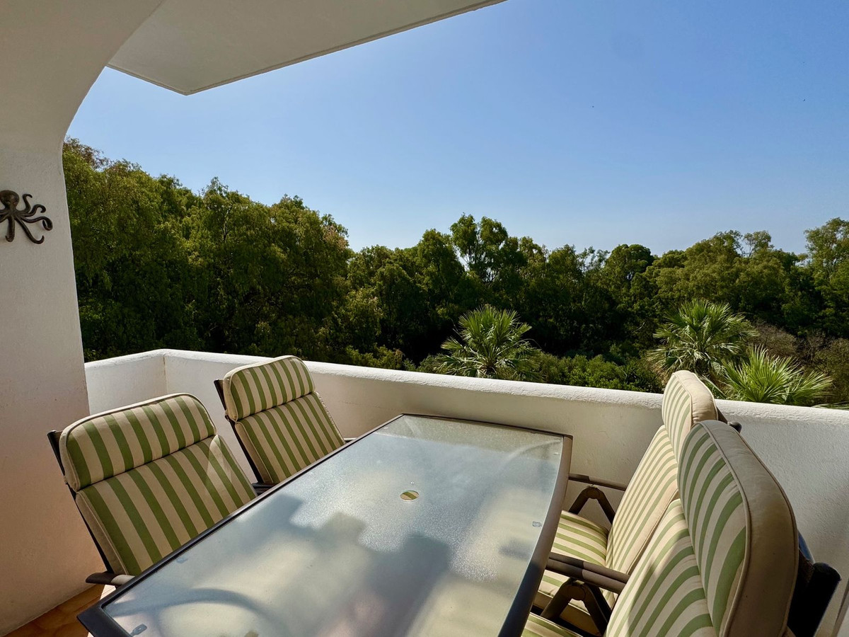 Appartement te koop in Calahonda | 2 slaapkamers H5145898
