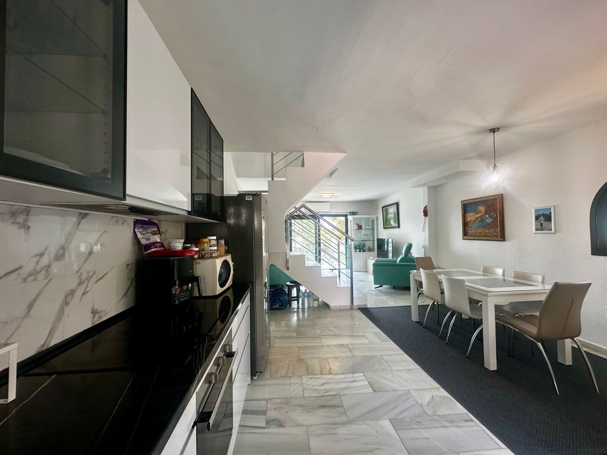 Huis te koop in Calahonda | 4 slaapkamers H5199925