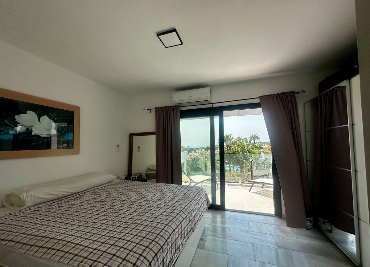 Huis te koop in Calahonda | 4 slaapkamers H5199925