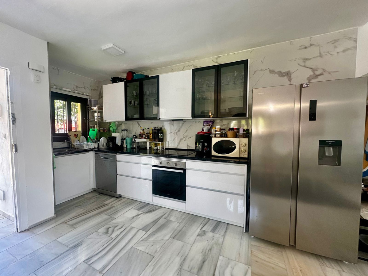 Huis te koop in Calahonda | 4 slaapkamers H5199925