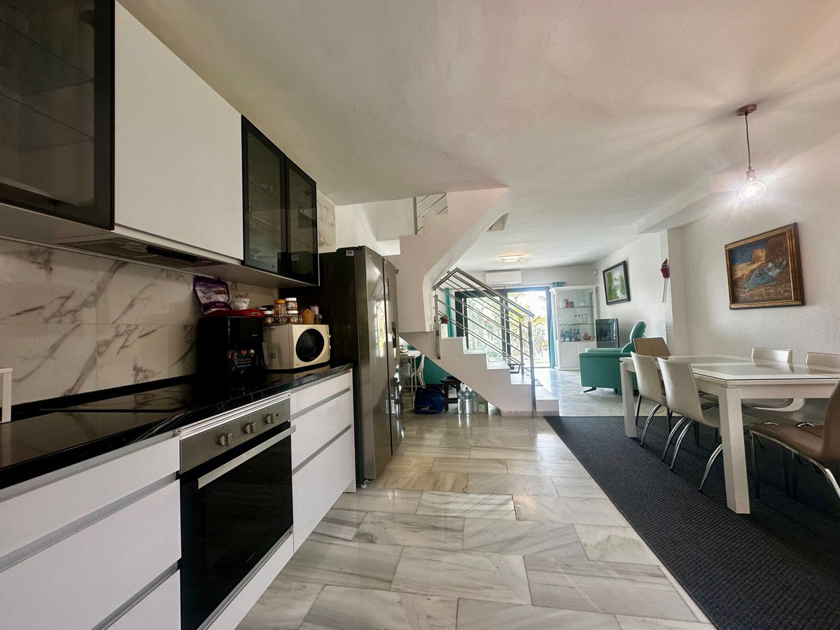 Huis te koop in Calahonda | 4 slaapkamers H5199925