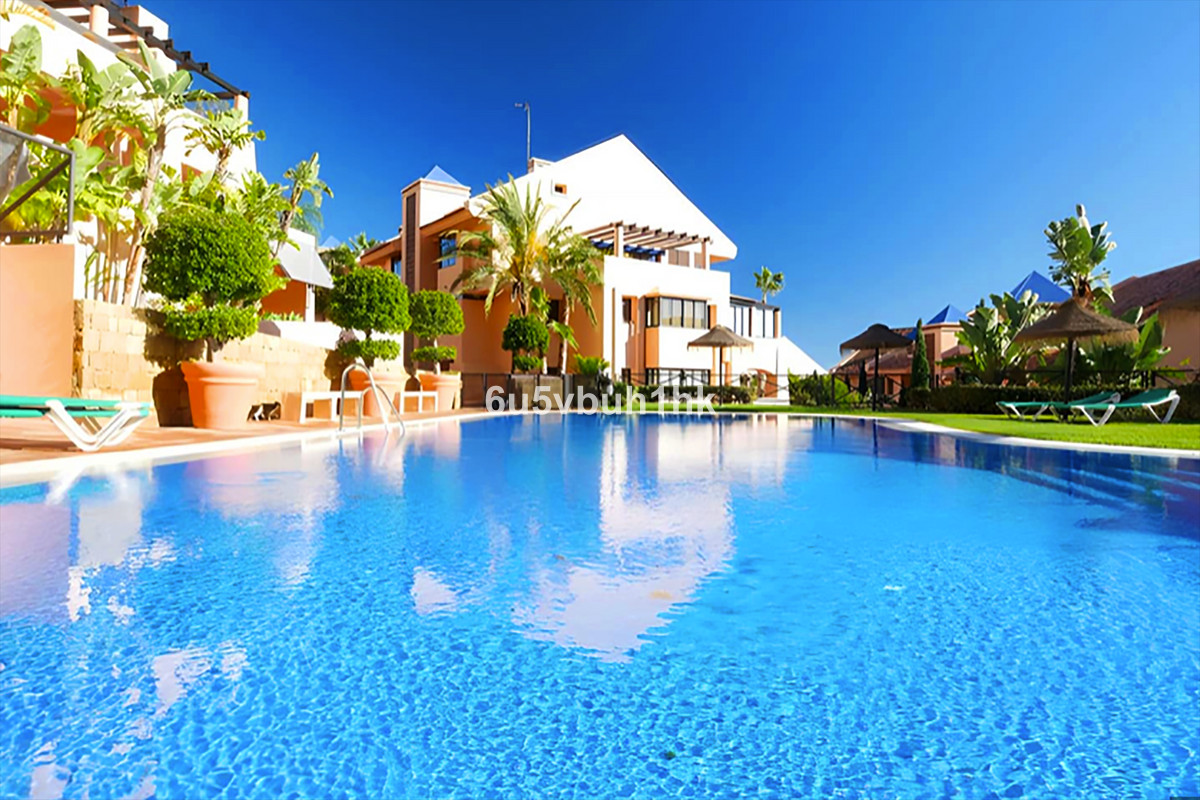 Bungalow te koop in Calahonda | 3 slaapkamers H5213353