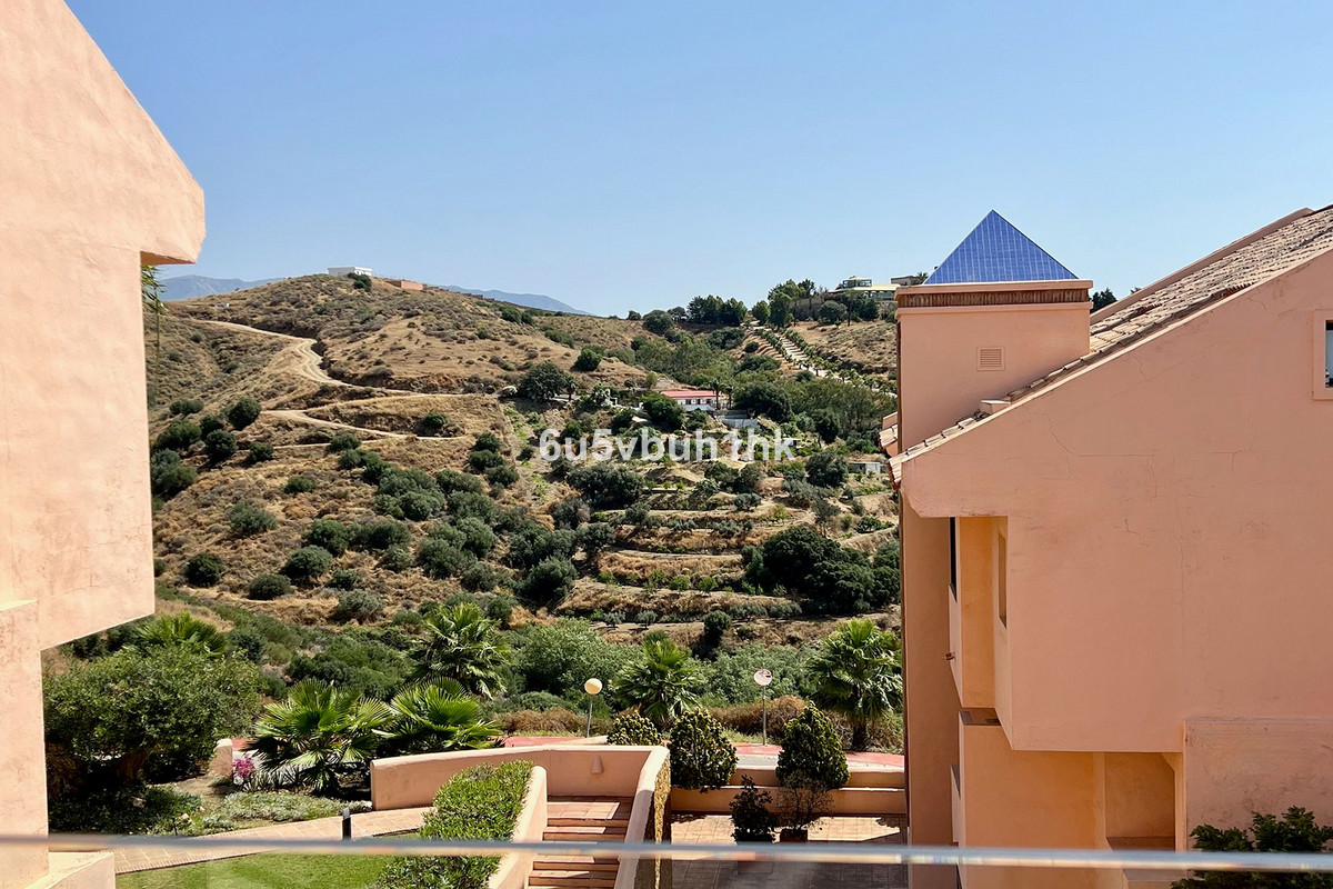 Bungalow te koop in Calahonda | 3 slaapkamers H5213353