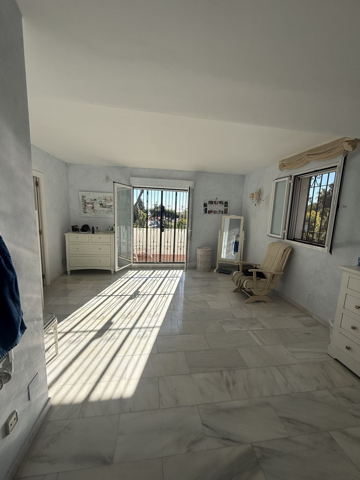 Property main view 64