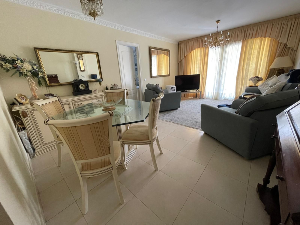 Appartement te koop in Calahonda | 2 slaapkamers H5259487