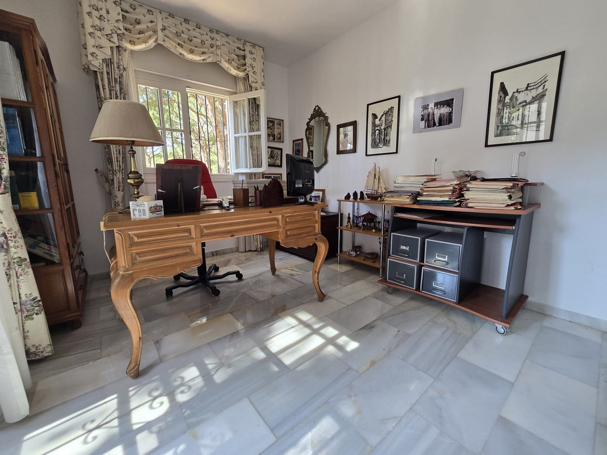 Penthouse te koop in Calahonda | 4 slaapkamers H5272579