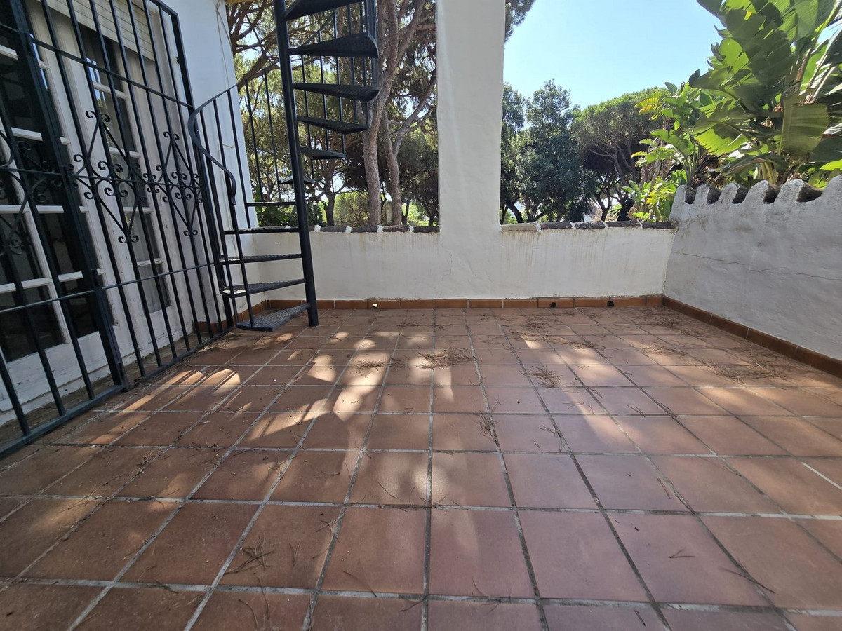 Penthouse te koop in Calahonda | 4 slaapkamers H5272579