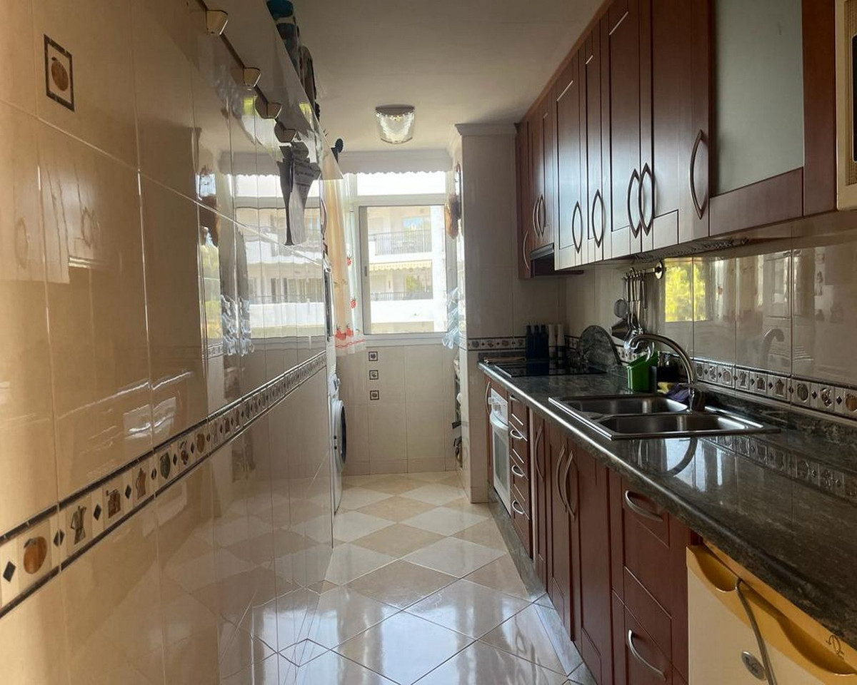 Appartement te koop in Calahonda | 2 slaapkamers H5300008