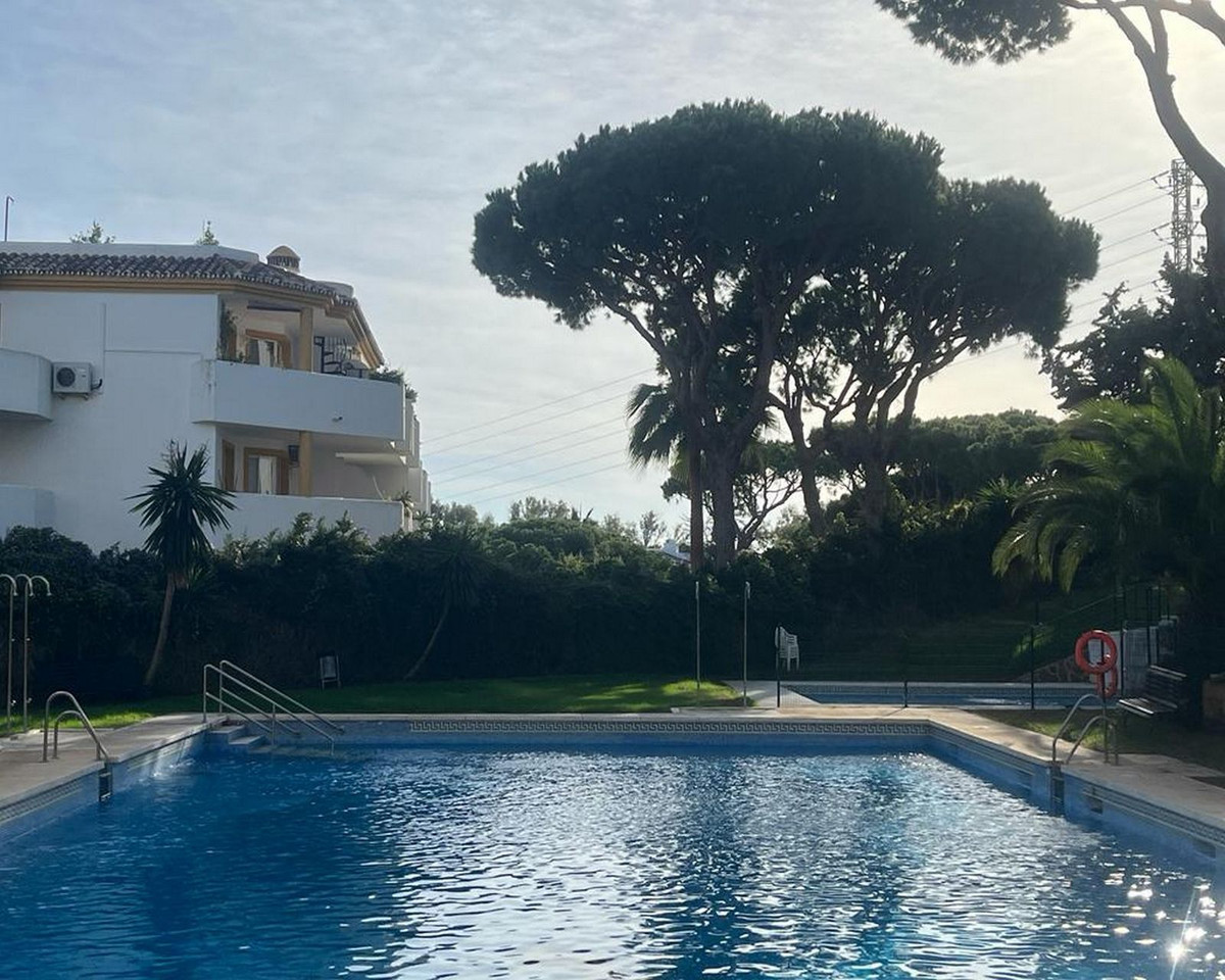 Appartement te koop in Calahonda | 2 slaapkamers H5300008