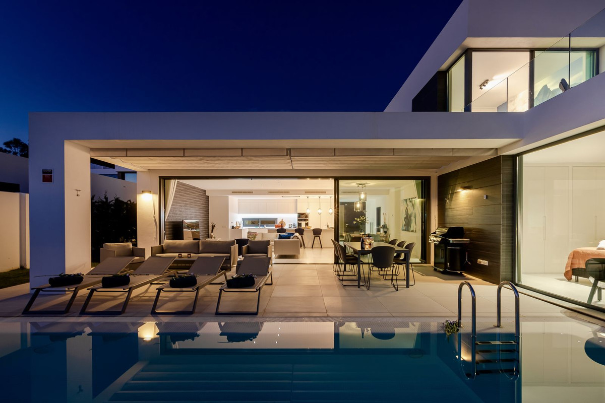 Huis te koop in Calahonda | 4 slaapkamers H5300377