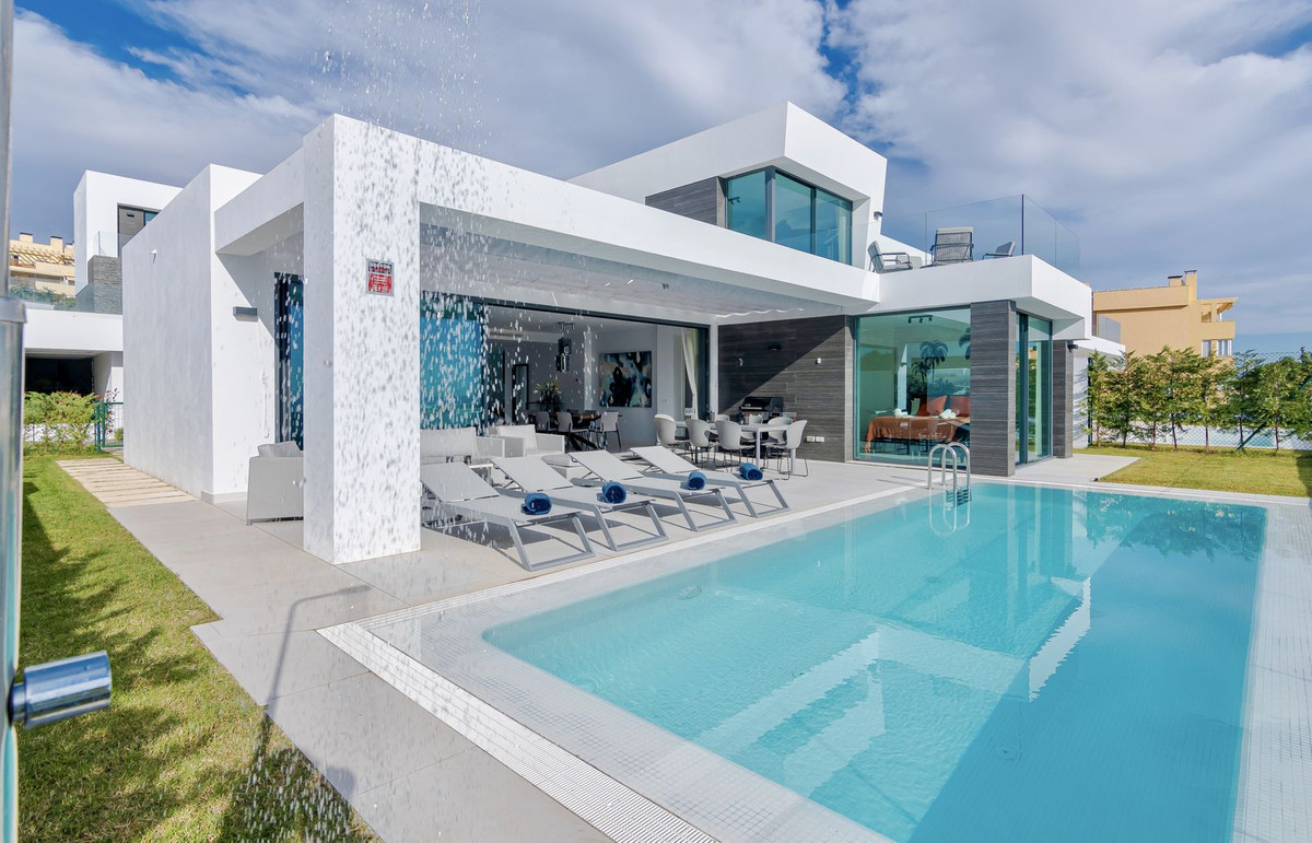 Huis te koop in Calahonda | 4 slaapkamers H5300377