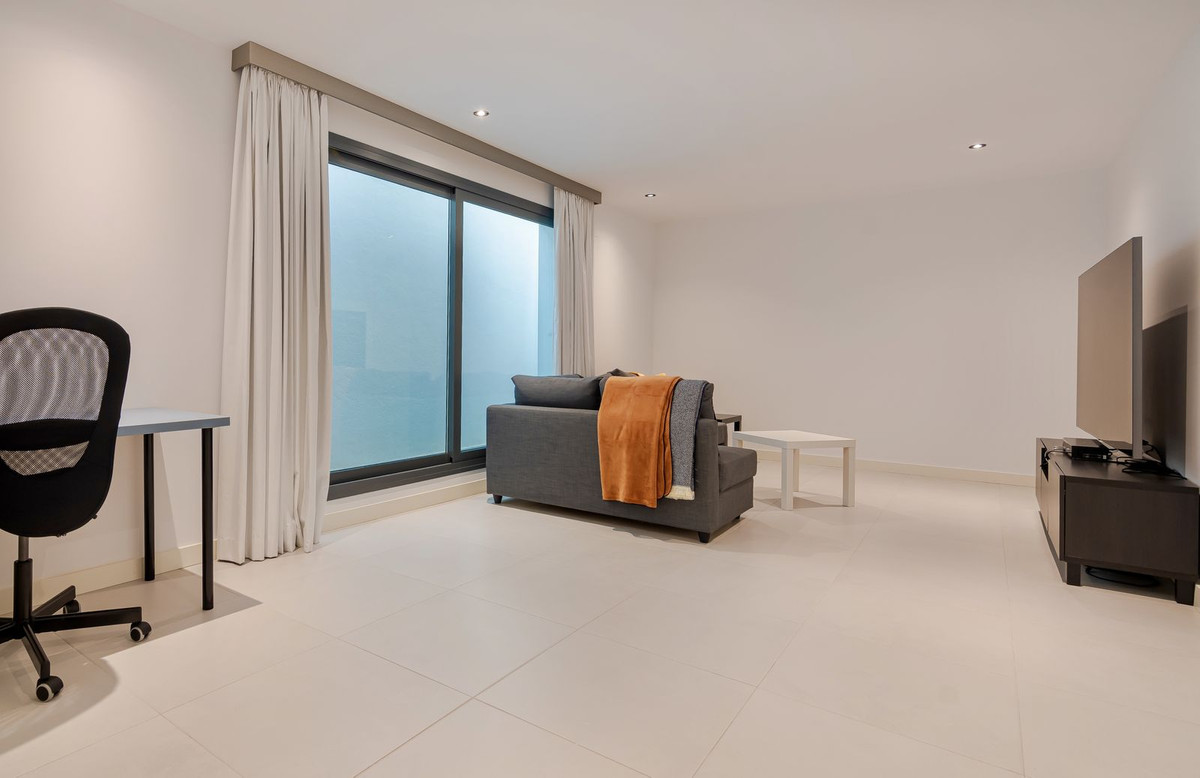 Huis te koop in Calahonda | 4 slaapkamers H5300377