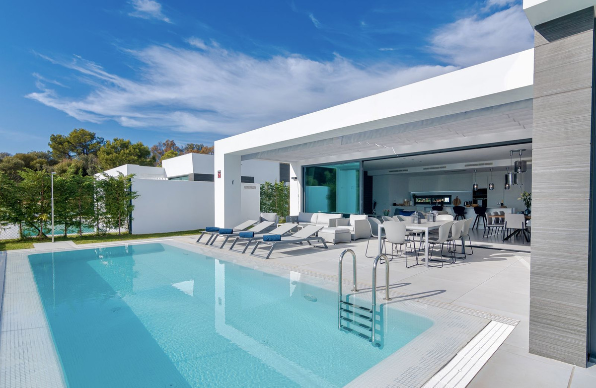 Huis te koop in Calahonda | 4 slaapkamers H5300377