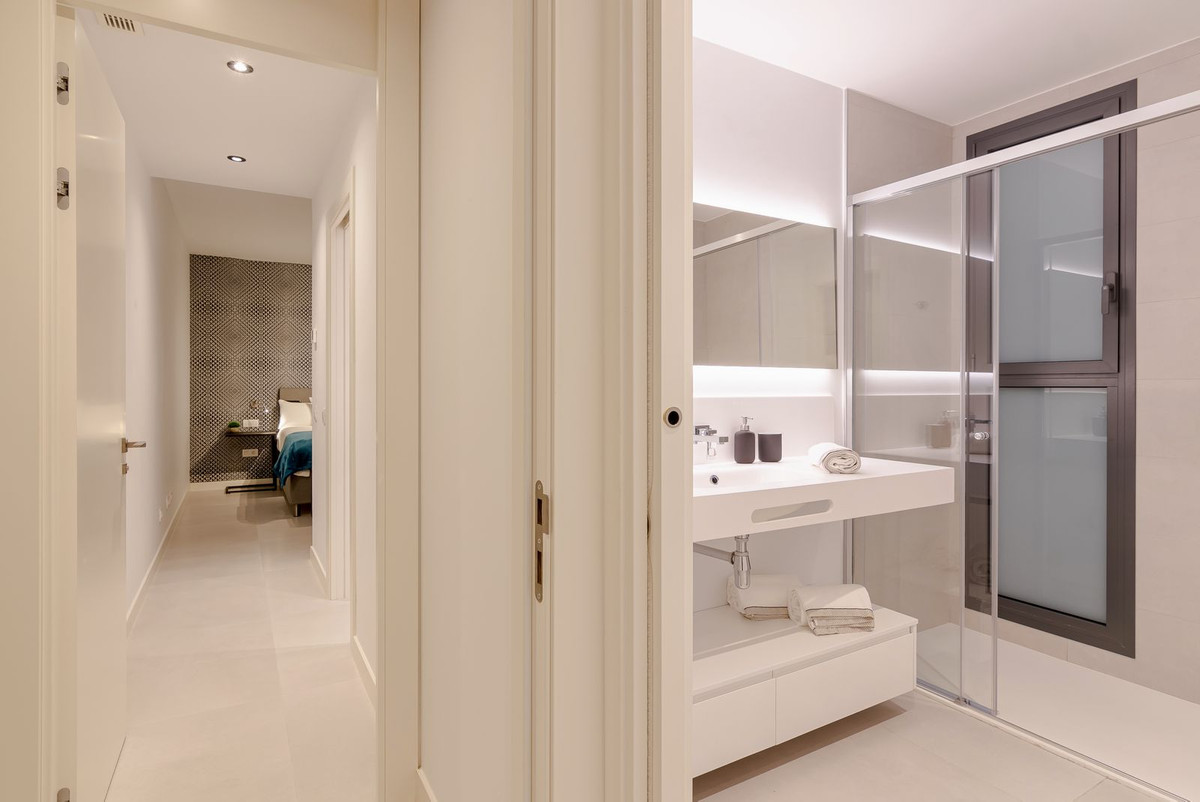 Huis te koop in Calahonda | 4 slaapkamers H5300377