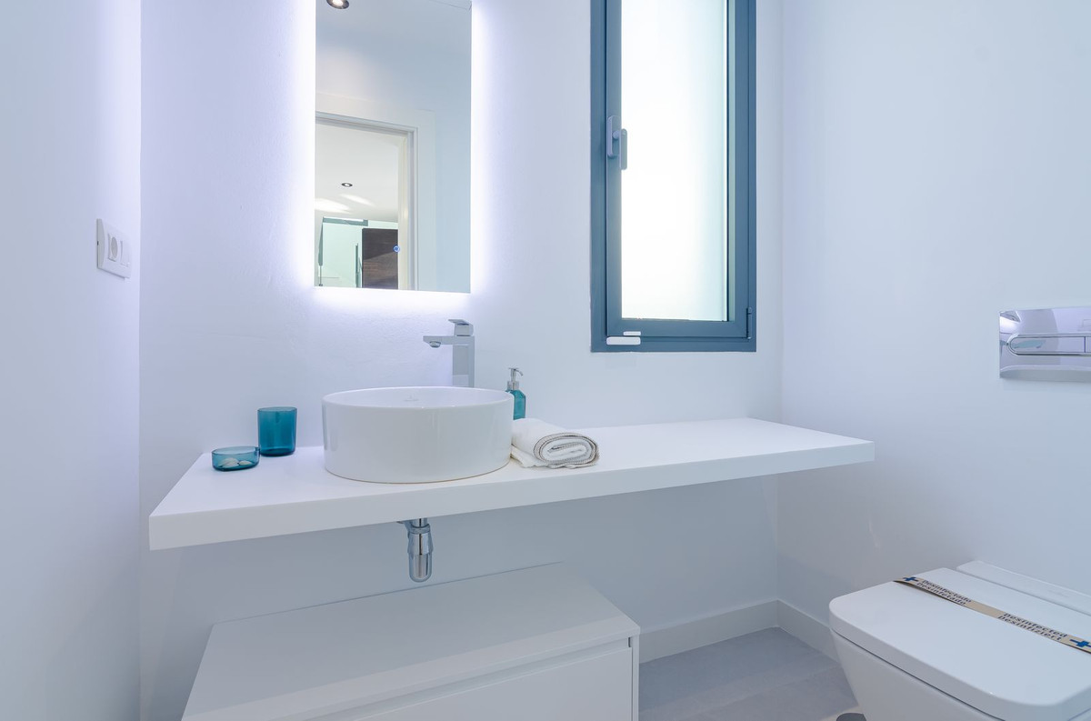 Huis te koop in Calahonda | 4 slaapkamers H5300377