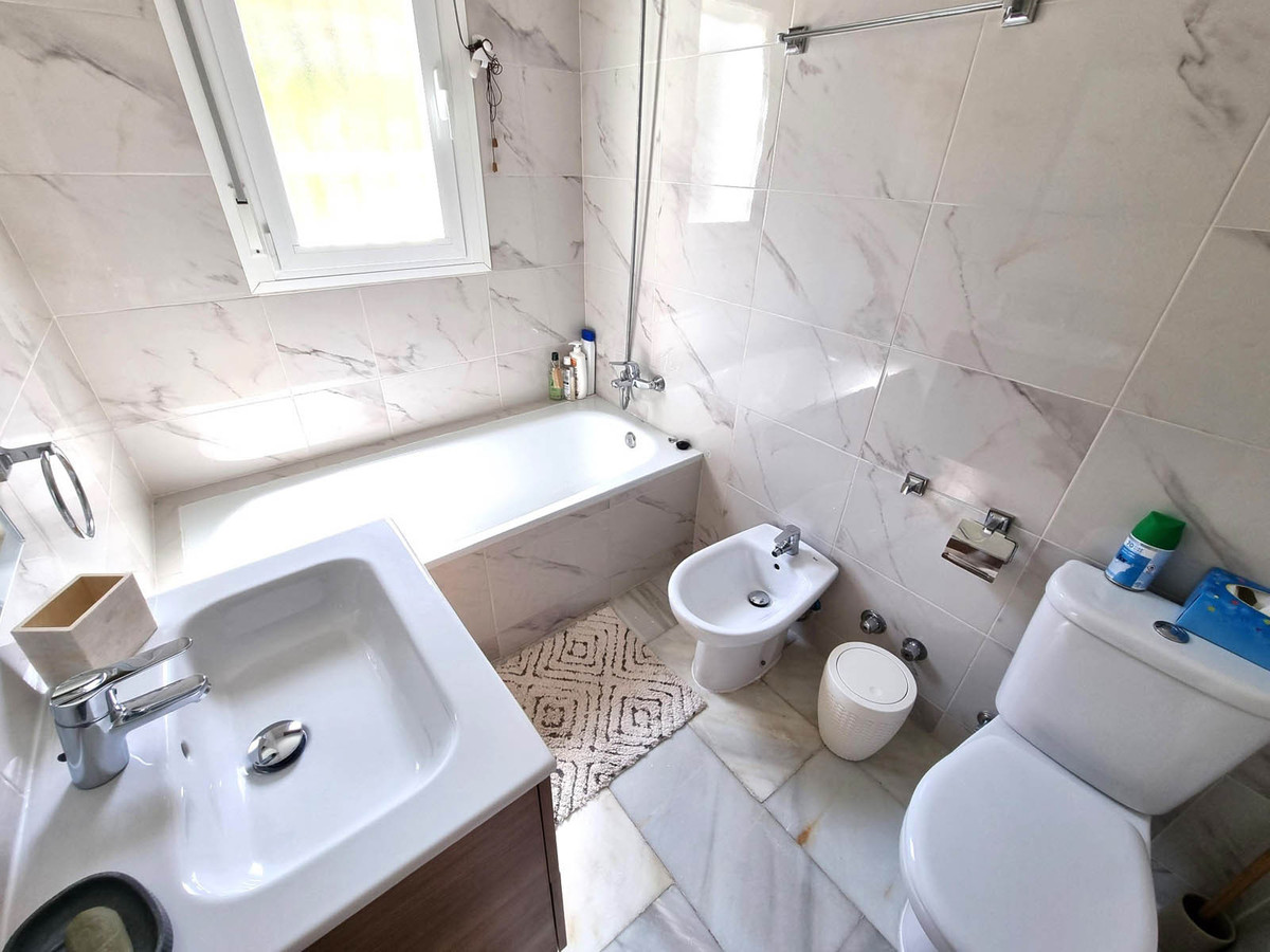 Huis te koop in Calahonda | 3 slaapkamers H5300845