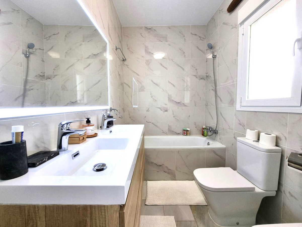 Huis te koop in Calahonda | 3 slaapkamers H5300845