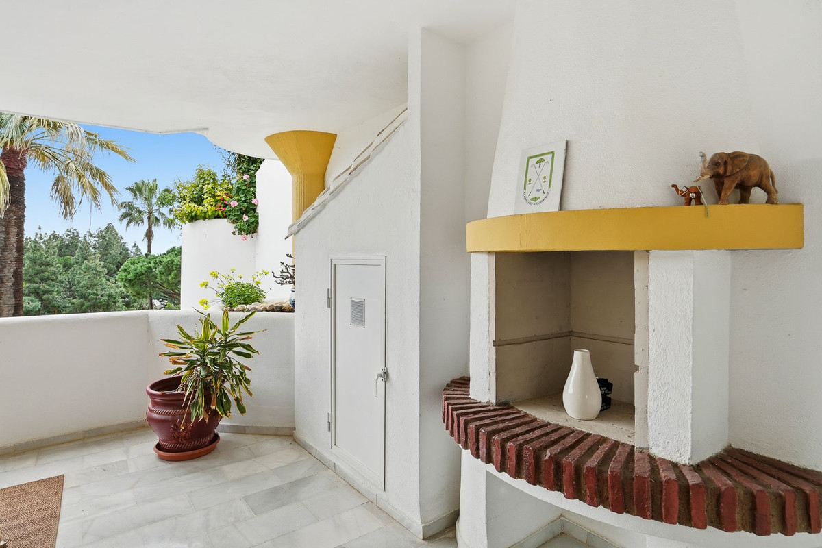 Appartement te koop in Calahonda | 3 slaapkamers H5302714