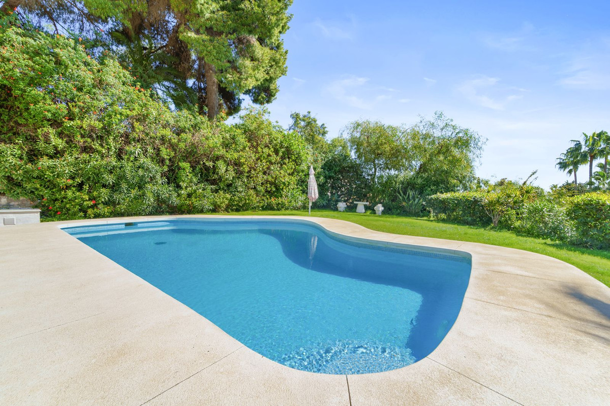 Huis te koop in Calahonda | 5 slaapkamers H5306470