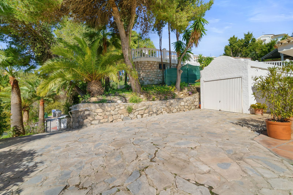 Huis te koop in Calahonda | 5 slaapkamers H5306470