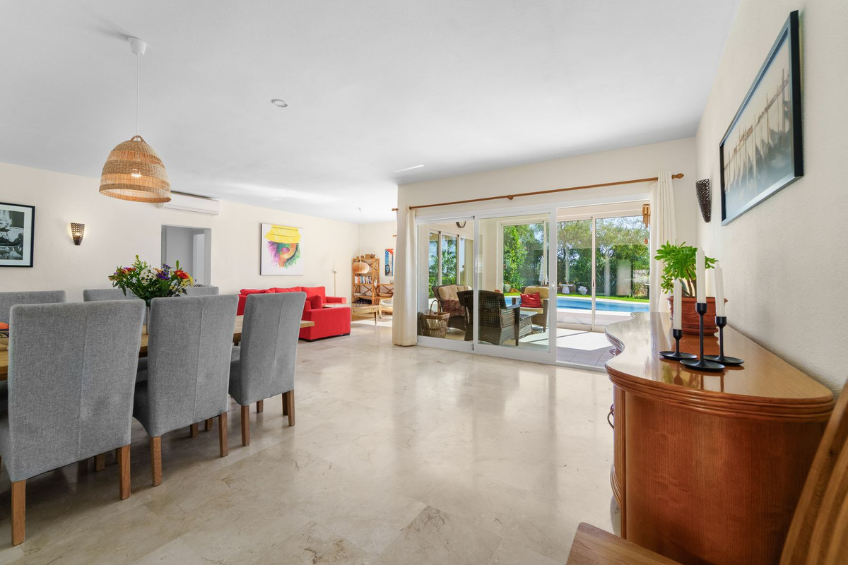 Huis te koop in Calahonda | 5 slaapkamers H5306470