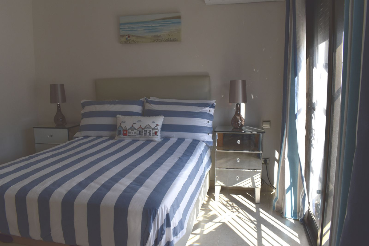 Huis te koop in Calahonda | 4 slaapkamers H5306962