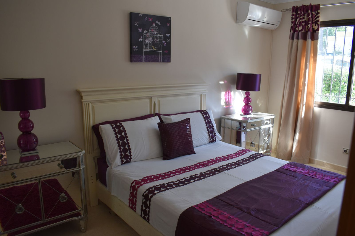 Huis te koop in Calahonda | 4 slaapkamers H5306962