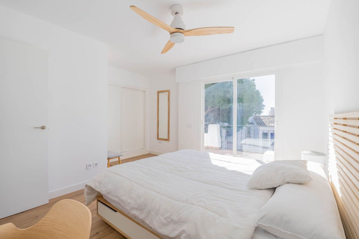 Huis te koop in Calahonda | 4 slaapkamers H5314924