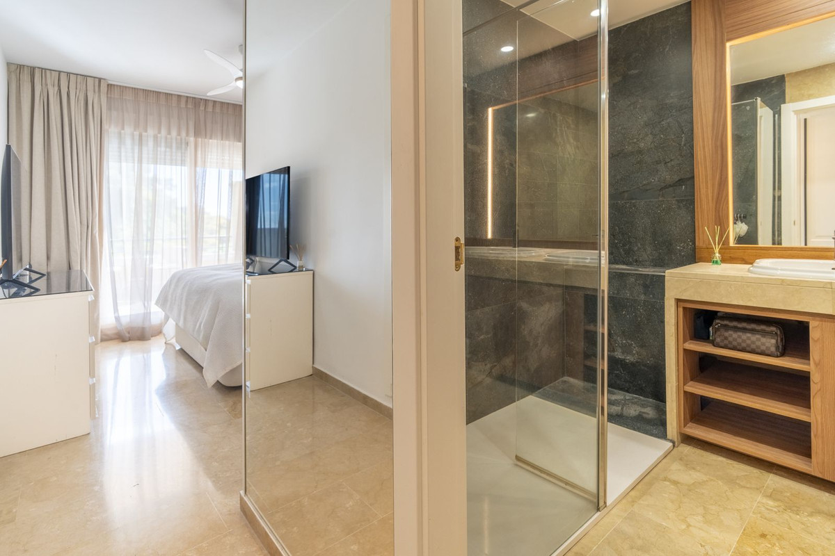 Appartement te koop in Calahonda | 2 slaapkamers H5329702