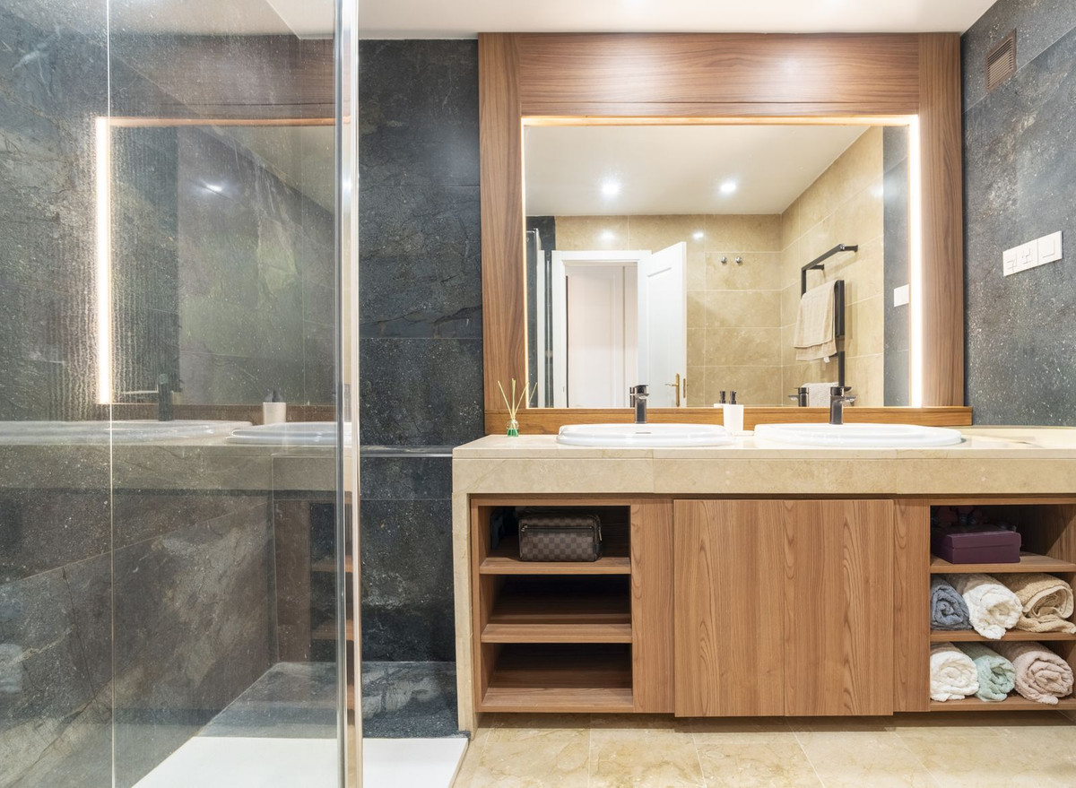 Appartement te koop in Calahonda | 2 slaapkamers H5329702