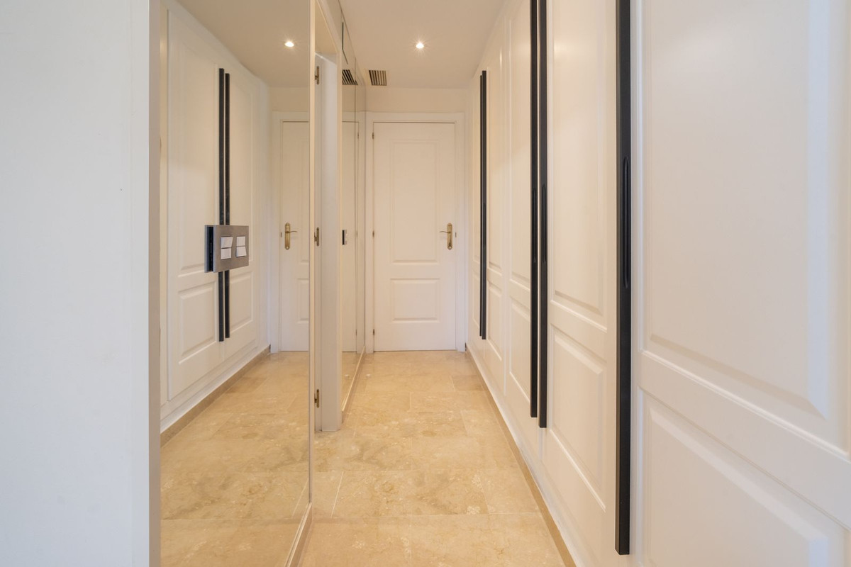 Appartement te koop in Calahonda | 2 slaapkamers H5329702