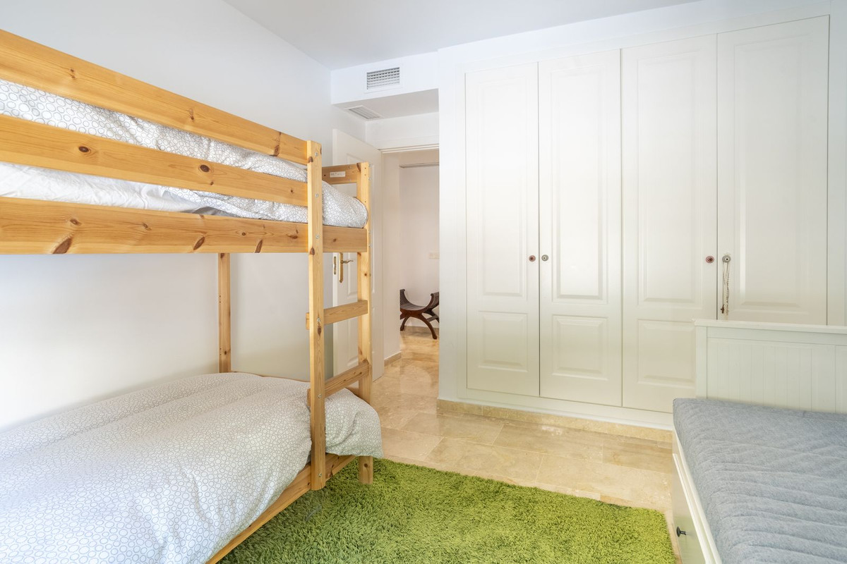 Appartement te koop in Calahonda | 2 slaapkamers H5329702