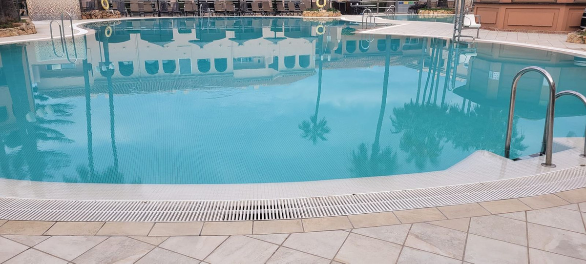 Appartement te koop in Calahonda | 2 slaapkamers H5329798