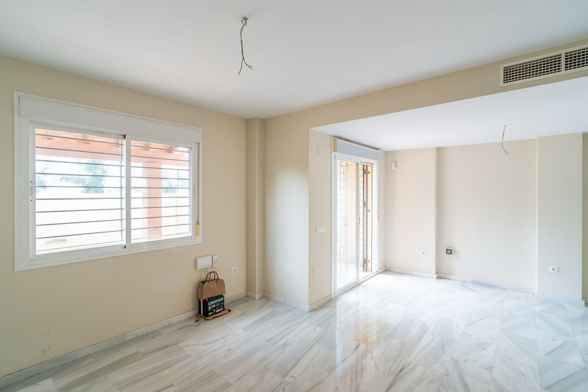 Huis te koop in Calahonda | 4 slaapkamers H5333215