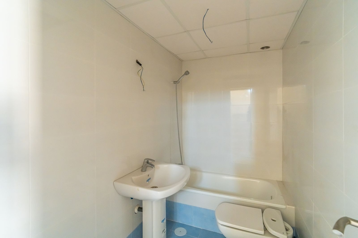 Huis te koop in Calahonda | 4 slaapkamers H5333215